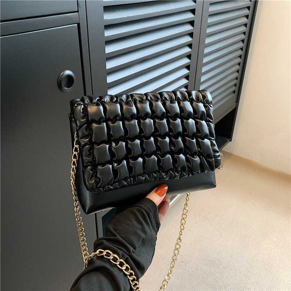 

evening bags new simple chain shoulder bag solid color fashion pleated bubble casual texture oblique collapsible small square 230704