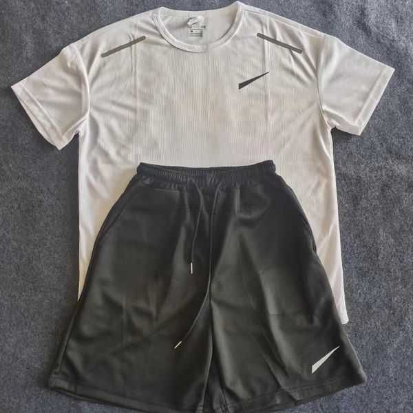 

mens tracksuits tech set t shirt designer tracksuit shirts shorts two-piece womens fitness suit n print quick drying and breathable sportswe, Gray