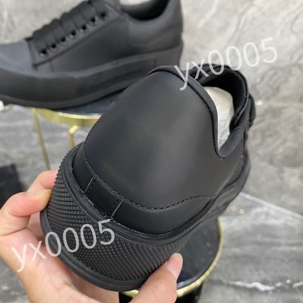 

2023 luxurys designers shoes casual mens women white leather platforms black outdoor sneakers fashion outdoor shoe xsd230417