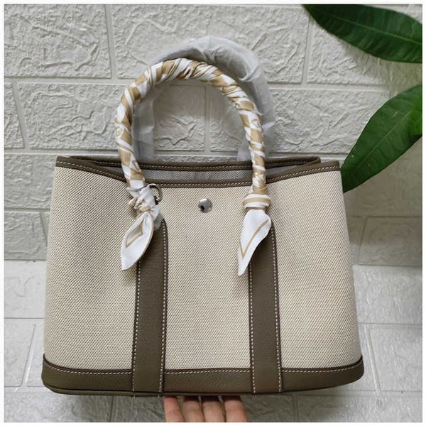 

designer bags garden party bag 2023 canvas handheld women's spliced cowhide contrast leather shoulder tote z98h