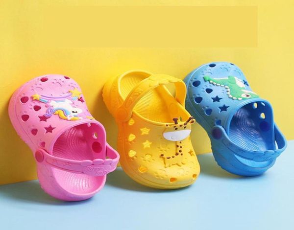 

07 years kids mules clogs summer baby boys girls croc sandals flat heels solid cartoon slippers children039s garden shoes y17104945, Black;red