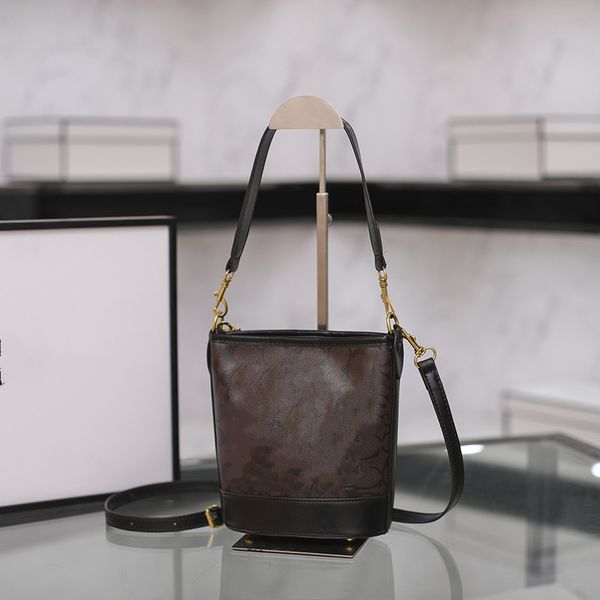 

day packs new women's bucket bag wandering bag grils handbag one shoulder crossbody bag texture