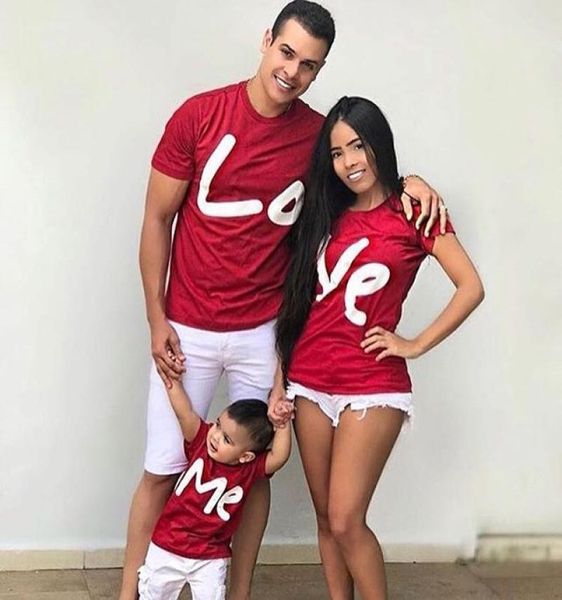 

summer family matching clothes father mother daughter son family look short sleeve tshirt letters love me printed family outfits6059774, Blue