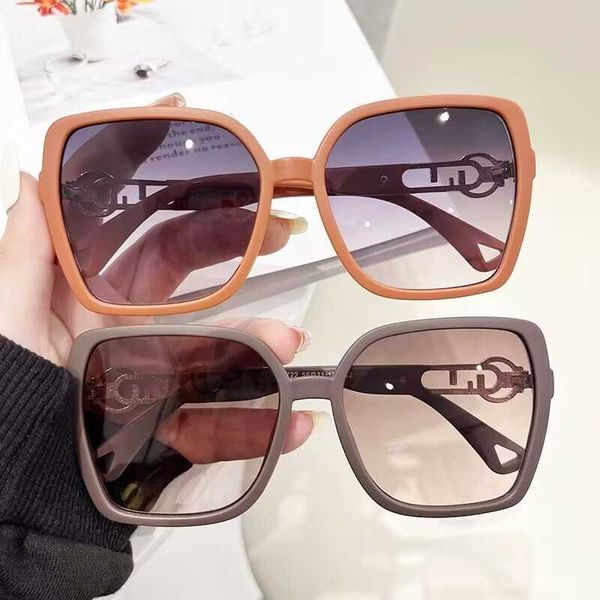 

2023 new women's large small fashionable advanced sense sunglasses tidal and uv resistant square round face glasses, White;black