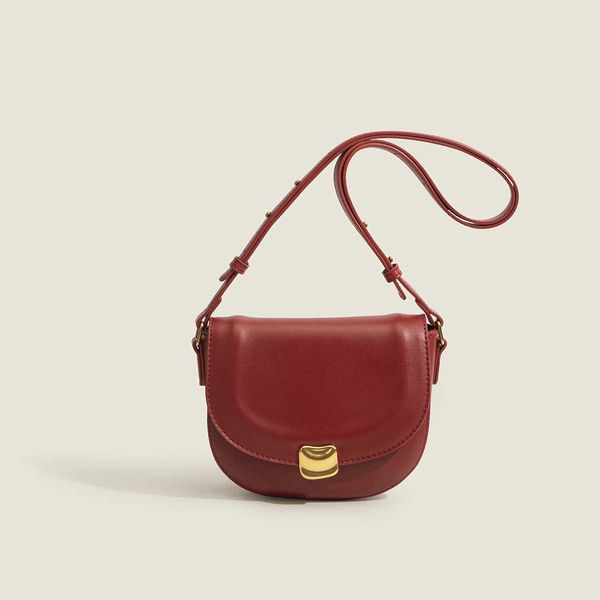 

versatile saddle bag rabbit year fashion half round underarm bag trendy western style one shoulder crossbody bag