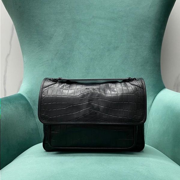 

lm40156v designer messenger bag luxury handbag 28cm genuine leather crossbody bag delicate knockoff chain bag with box yy033
