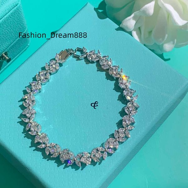 

luxurys designers bracelets for women charm bracelet trendy fashion elegant string of beads party diamond jewelry gift wholesale birthday gi, Golden;silver