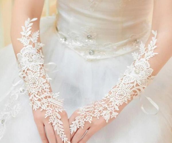 

ivory lace elbow length rhinestones bridal gloves fingerless wedding gloves fingerless lace bridal gloves rhinestone wedding glove5660458, White