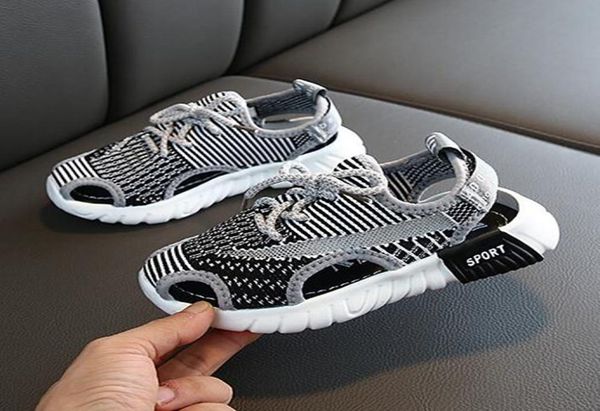 

new 3 colors baby girls boys sandals fashion casual kids girl boy beach shoes nonslip comfortable soft bottom children sandals1083677, Black;red