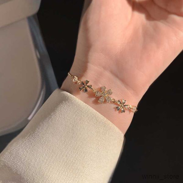 

charm bracelets opal flower adjustable gold color bracelets for women small delicate full of bracelets wedding jewelry gift r230704, Golden;silver