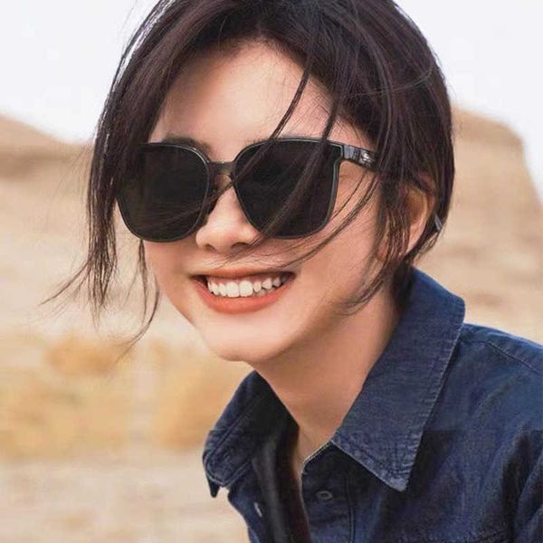 

sunglasses women 2022 new uv resistant sunglasses internet red sensation same windproof glasses for men small face 5326, White;black