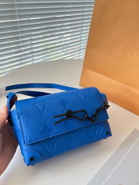 

2023 limited edition new embossed box bag classic shoulder bag clutch handbag luxury designer bag tote bag 81746