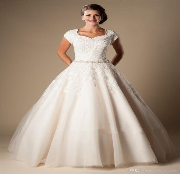 

ivory lace tulle ball gown modest wedding dresses 2020 cap sleeves short sleeves princess bridal gowns beaded belt bridal gowns bu5245913, White