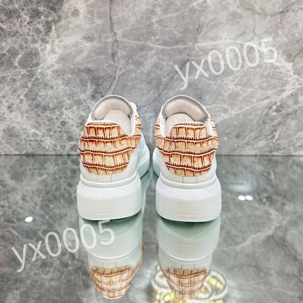 

2023 new luxury qulity mens womens chaussures shoe beautiful platform casual sneakers designers shoes leather solid colors shoe xsd230420, Black