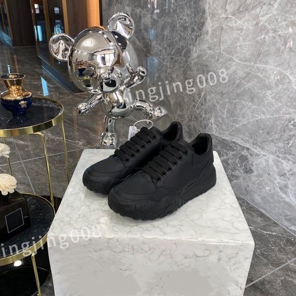 

new r trainer casual shoes for men womens the four seasons white natural black mens sports classics sneakers xsd230418