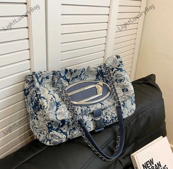 

2023 new designer bag denim canvas crossbody bags chain shoulder wallets fashion high capacity tote women nylon leather luxury cool girls cl