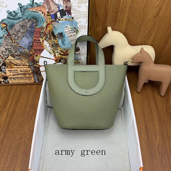 

classic women shoulder bags soft real leather 18cm wide handbags crossbody bags versatile handy quality