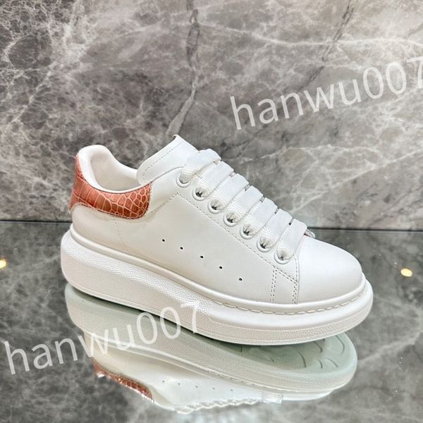 

2023 new luxury designers casual shoes platform double sneakers women womens for white sneaker trainers triple for youth pink xsd221105, Black