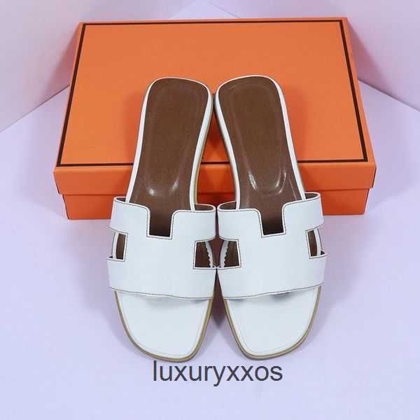 

slippers hermz oran oasis flat 2023 designer sandal slides female summer fashion outside wear style bottom tourism beach leather y0j1