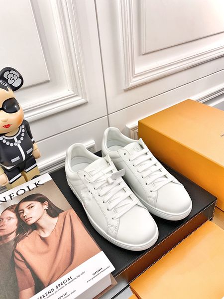 

luxury brand casual shoes genuine leather vintage classic plaid trainer sneakers berry stripe shoes fashion trainer men and women color stri, Black