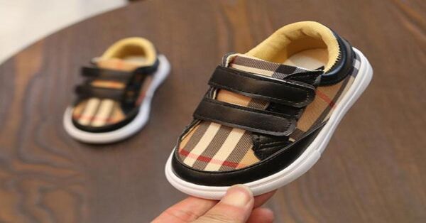 

infant boy stripe sneakers baby toddler girls first walker fashion brand nonslip outdoor shoes for kids designer7488999
