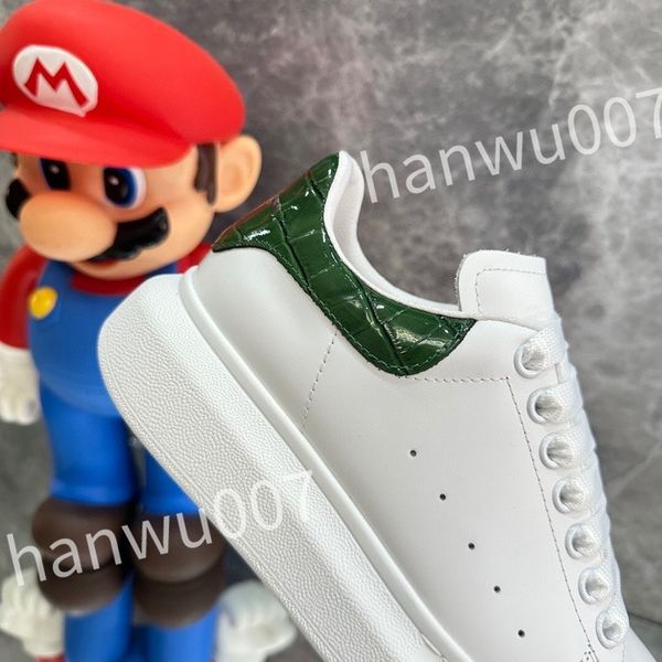 

2023 designer shoes thick sole elevated couple shoes leather canvas women's shoes casual breathable short boots sizes 35-46 xsd221114, Black