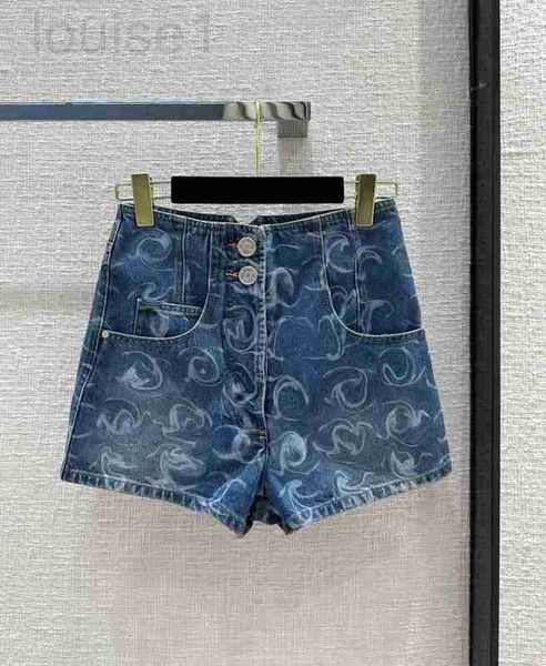 

women's shorts designer 2023 fashion women button blue denim summer sequin embroidery all-match high waist ladies streetwear 46gw, White;black
