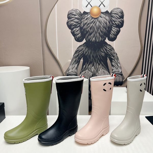 

2023 women's brands rubber rain boots interlocking c pull on booties logo shoes luxurys designer waterproof jelly tpu water shoe mid hi, Black