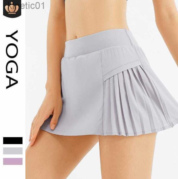 

desginer alo yoga shorts sports short skirt women's summer double-layer anti-glare pants skirt with middle waist fake two pieces of ten, White;black