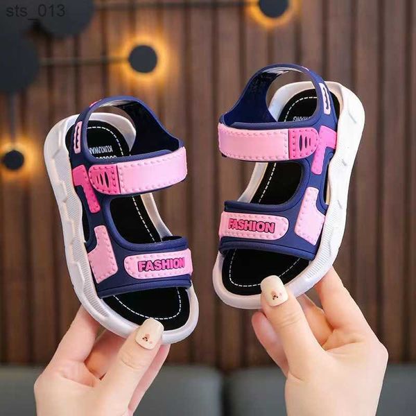 

2023 children's and girls' sandals new soft sole anti slip medium and small school boys' and babies' beach anti slip san, Black