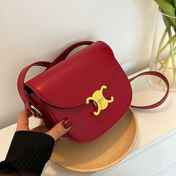 

triumphal arch saddle bag new high-class fashion lock tofu bag small square bag single shoulder crossbody bag