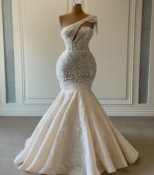 

2021 plus size arabic aso ebi luxurious lace beaded wedding dresses one shoulder mermaid bridal dresses vintage wedding gowns8129787, White
