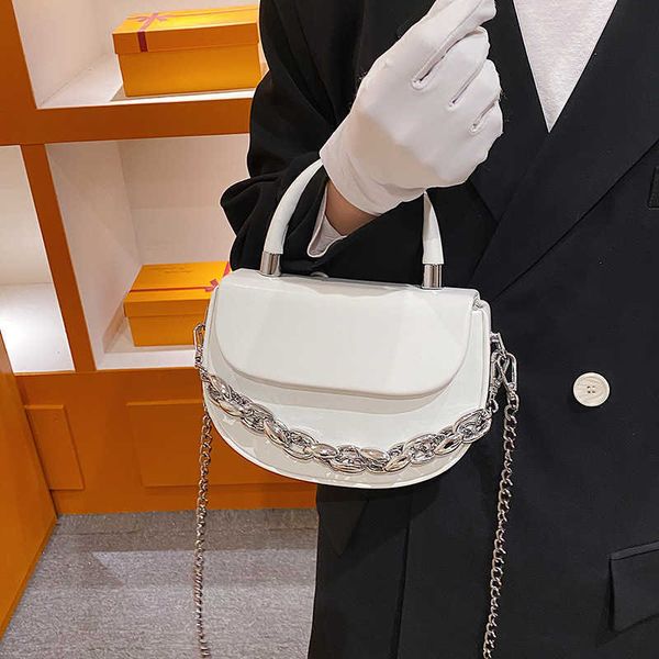 

simple saddle bag women's trendy and fashionable handbag one shoulder crossbody bag half round chain small square bag