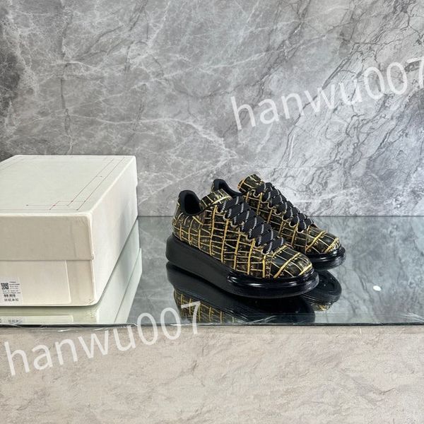 

luxury designer shoes thick sole elevated couple shoes leather canvas women's shoe casual breathable short boots sizes 35-46 xsd221115, Black