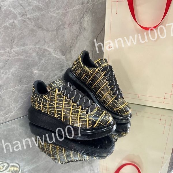 

luxury designer shoes thick sole elevated couple shoes leather canvas women's shoe casual breathable short boots sizes 35-46 xsd221115, Black