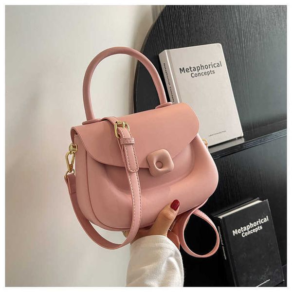 

this year's fashion niche macaron color saddle bag trend versatile fashion pig bag foreign style shoulder bag