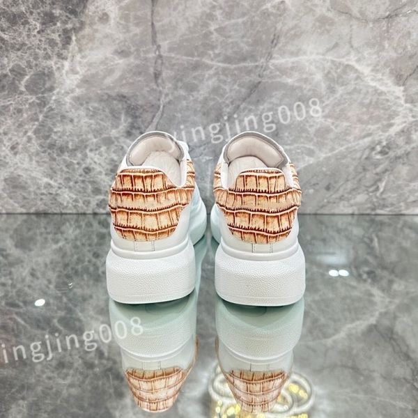 

2023 new luxury man woman leather trend sneakers sporty shoes white black casual shoe rubber sole trainer sneaker size 35-46 xsd230420