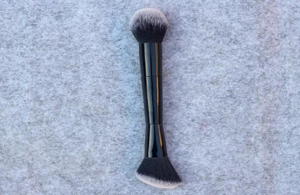 

face contour makeup brush 20 10 4 25 40 4 30 dualend double end black highlighting bronzer foundation powder brush9168538
