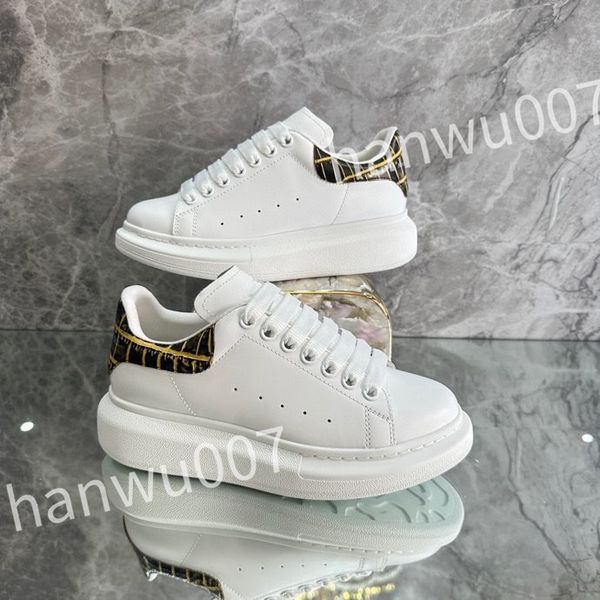 

2023 new luxurys designer shoes thick sole elevated couple shoes leather canvas women's shoes casual breathable short boots sizes 35-46, Black