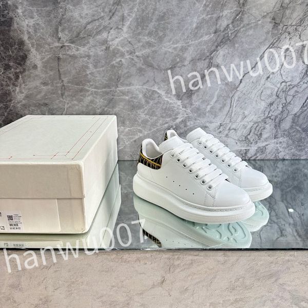 

luxurys designer shoes thick sole elevated couple shoes leather canvas women's shoes casual breathable short boots sizes 35-46 xsd22111, Black