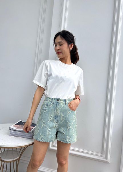 

2023 fashion women's jeans fashion clothing american flag print broken hole washed pants a row of button denim shorts f5, White;black