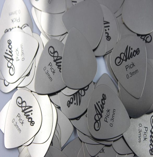 

100pcs alice silver stainless steel metal guitar picks plectrum thickness 03mm plastic box1938835