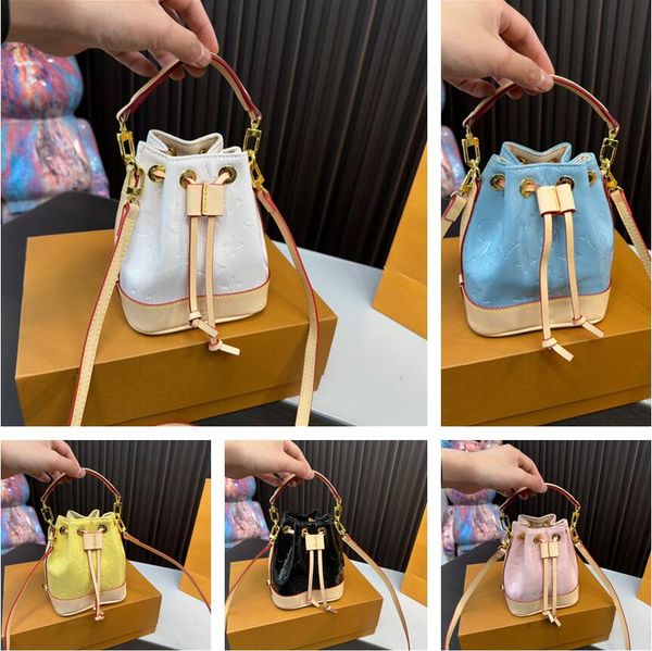 

luxurys designers bag speedy neonoe bucket shoulder bags flower purses women tote brand letter embossing patent leather handbags crossbody b