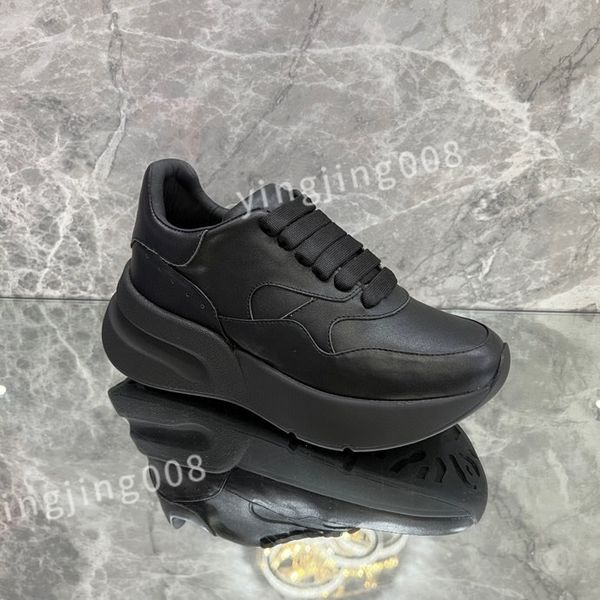 

2023 new designer woman shoe leather lace up lovers fashion platform sneakers white black rainbow mens womens xsd230426
