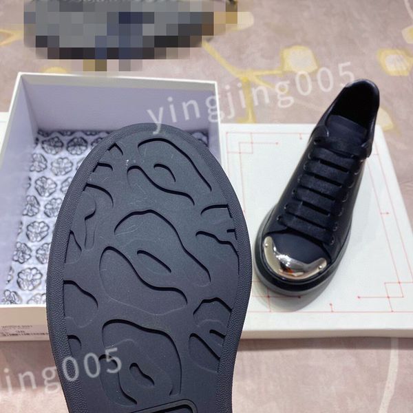 

new designer sneakers calfskin casual shoes fashion reflective shoes men women sneaker vintage trainers increasing high shoe hl210206, Black