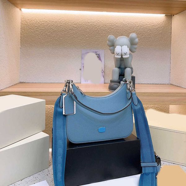 

designer shoulder bags women's luxury handbags wallet simple small square bag leather chain mobile phone handbags 230615