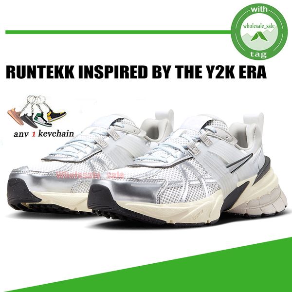 

runtekk running shoes designer sneakers v2 retro casual mesh run women dad sneaker summit white metallic silver pure platinum the y2k era pl