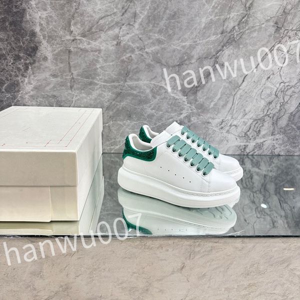 

leather casual shoe designer loafer sneakers for men and women fashion leather vintage glitter flat shoe xsd221117, Black