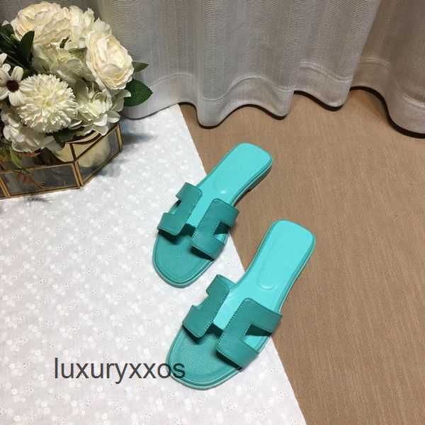 

ladies slipper leather oran slippers summer 2023 brand classic girl fashion shoes designer beach flat sandal heel flip flops z2lg