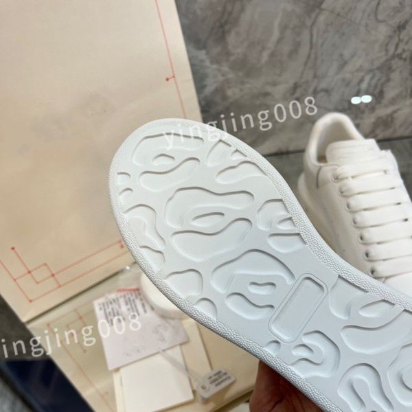 

new luxurys designer men's fashion training shoes women's four seasons youth shoes fashion travel little white shoes couple shoes, Black